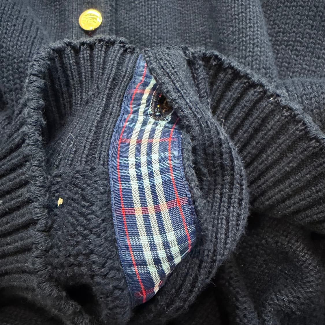 버버리 금장 버튼 네이비 코튼 가디건 상품이미지5