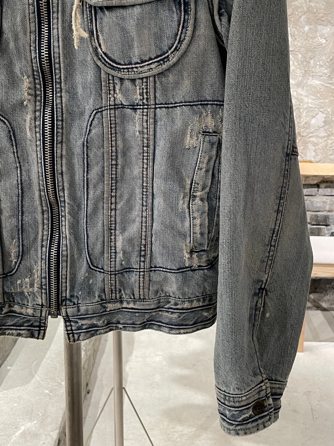 디젤 연청 디스트로이드 워싱 바이커 데님 자켓 상품이미지5