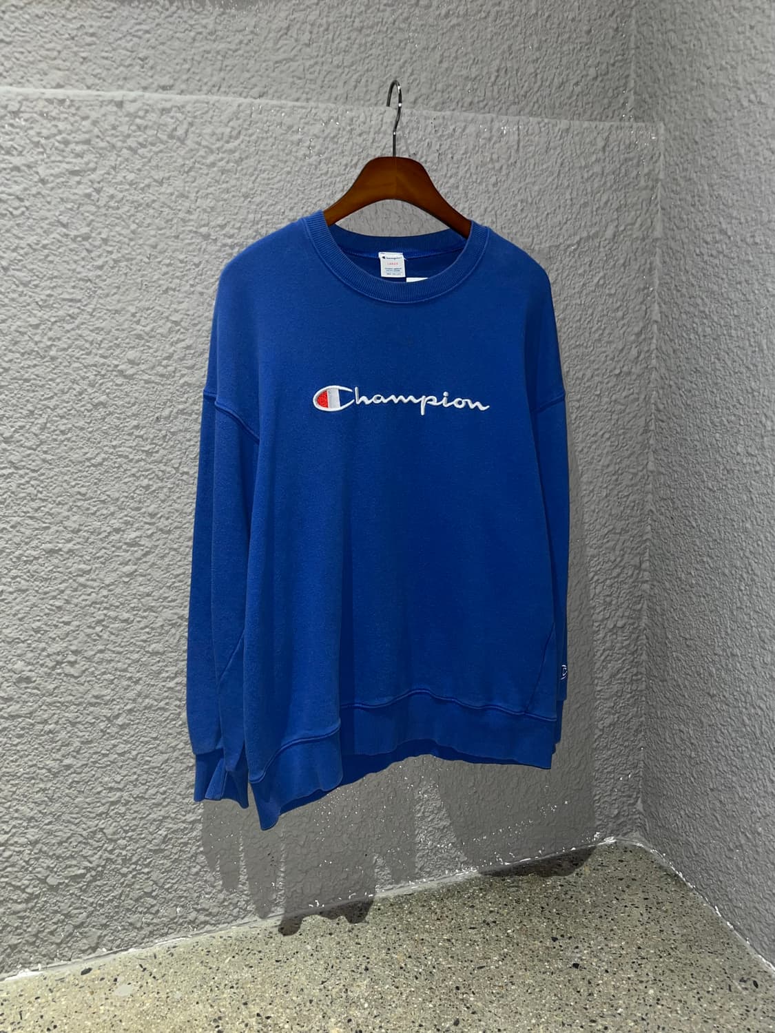 챔피온 로고 맨투맨 상품이미지1