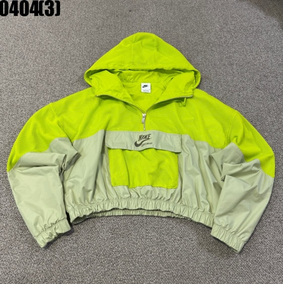 나이키 크롭 바람막이 아노락 상품이미지1