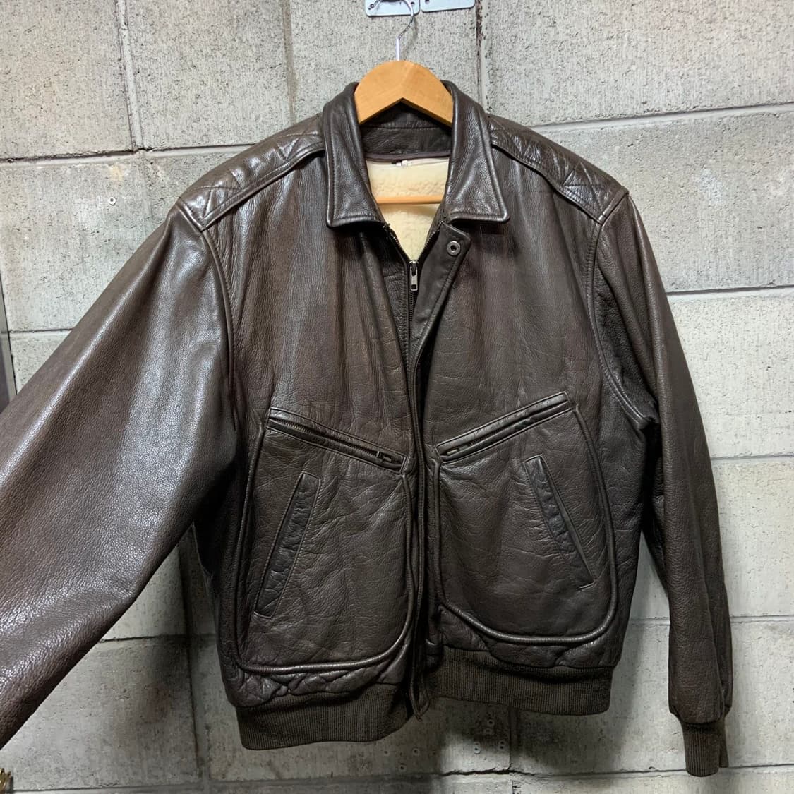 쉐비뇽 90s 카우하이드 플라이트 자켓 M 105 양털 내피 상품이미지3