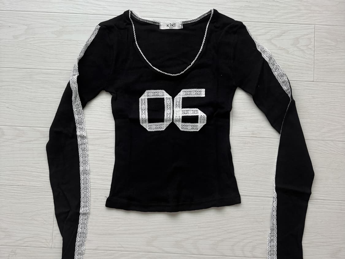 레이스 크롭티 상품이미지1