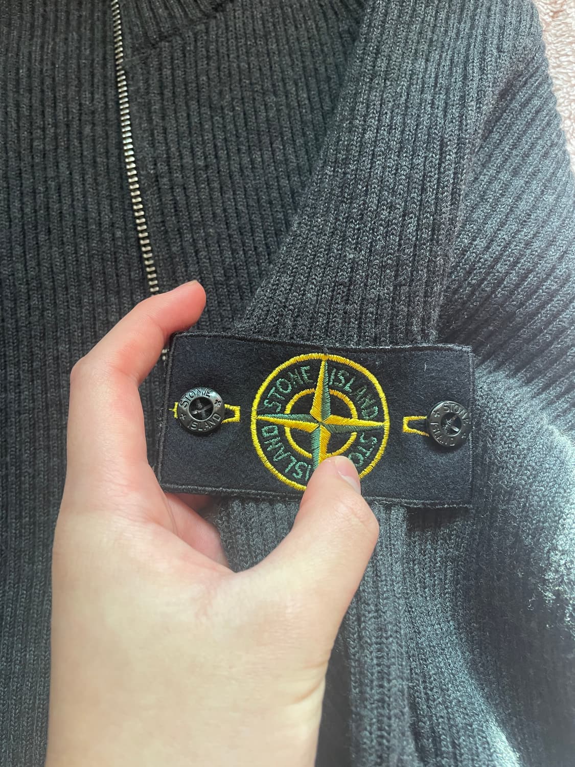 스톤아일랜드 투웨이 니트 후드집업 블랙M 상품이미지4