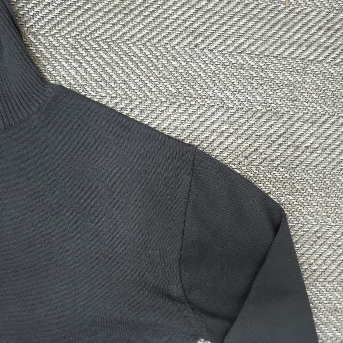 커스텀어클락 터틀넥 면니트 남자110 상품이미지4