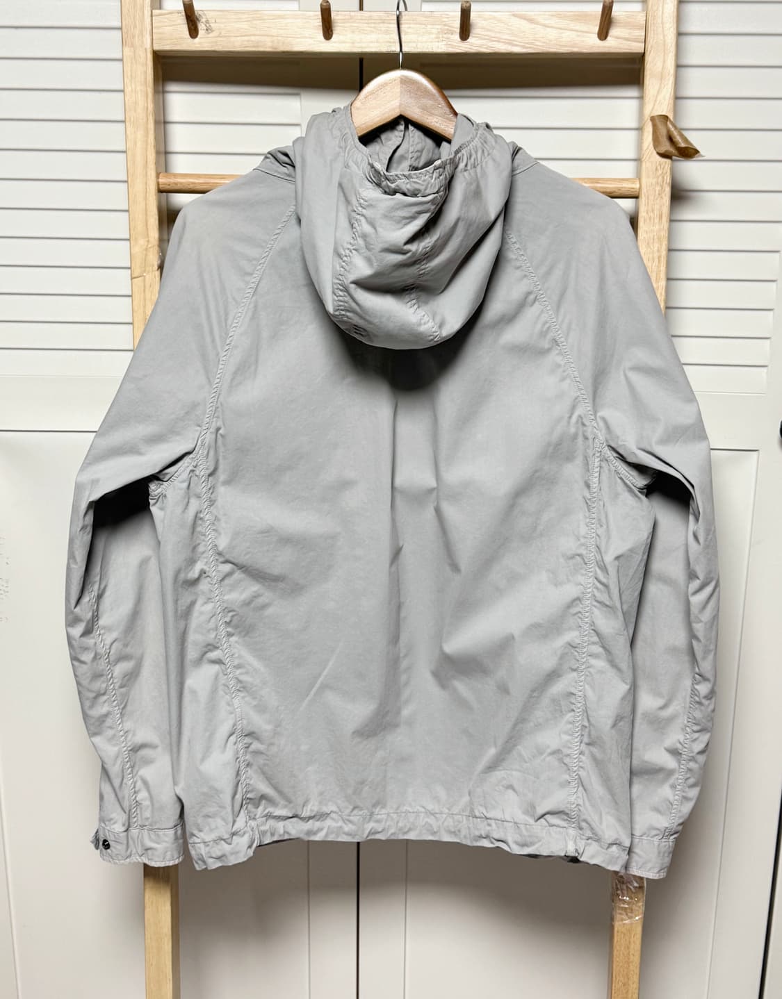 CP 컴퍼니 렌즈 와펜 아노락 후드 바람막이 자켓 상품이미지5