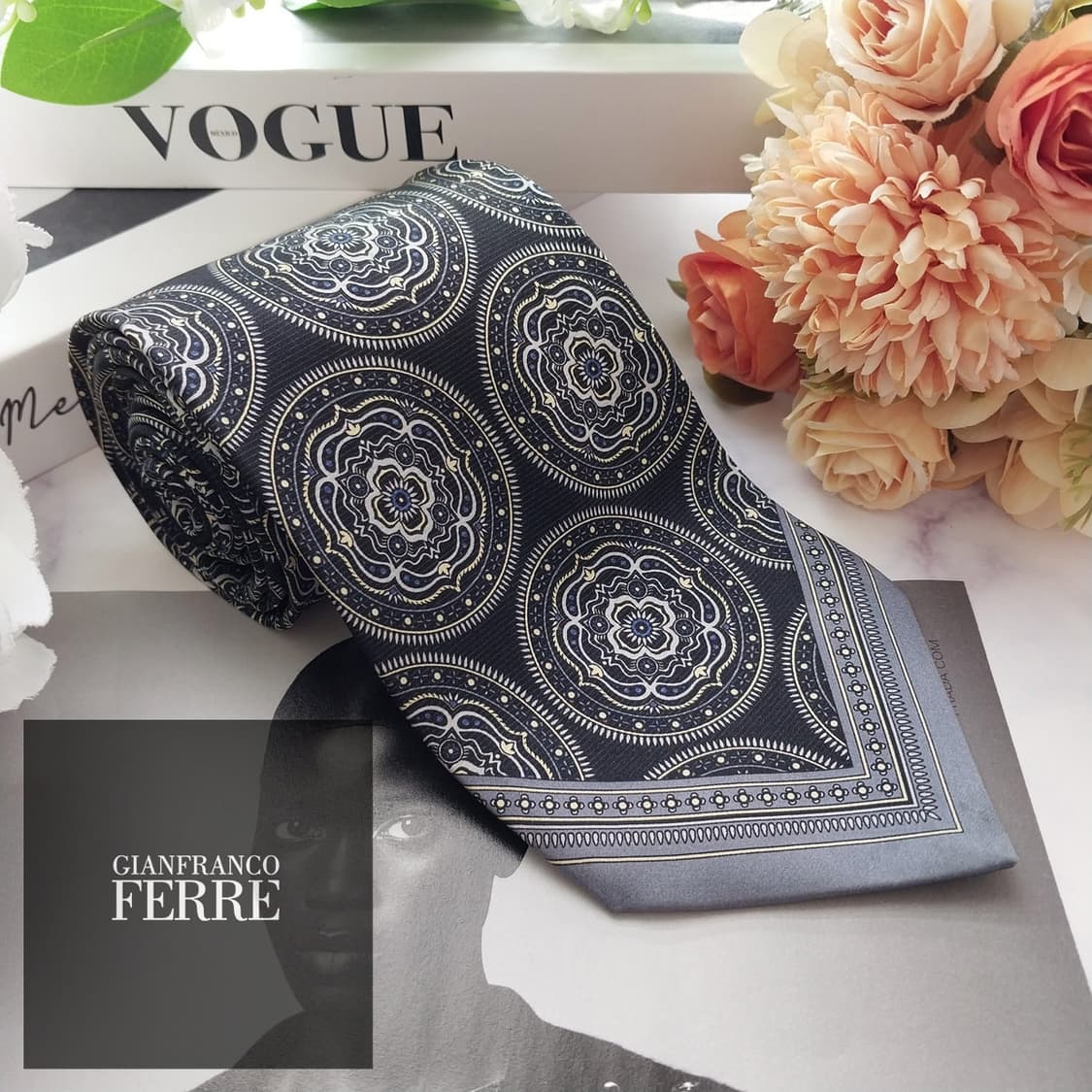 지안프랑코 페레 메달리온 패턴 넥타이 9.2cm A+~A등급 K1952 상품이미지2