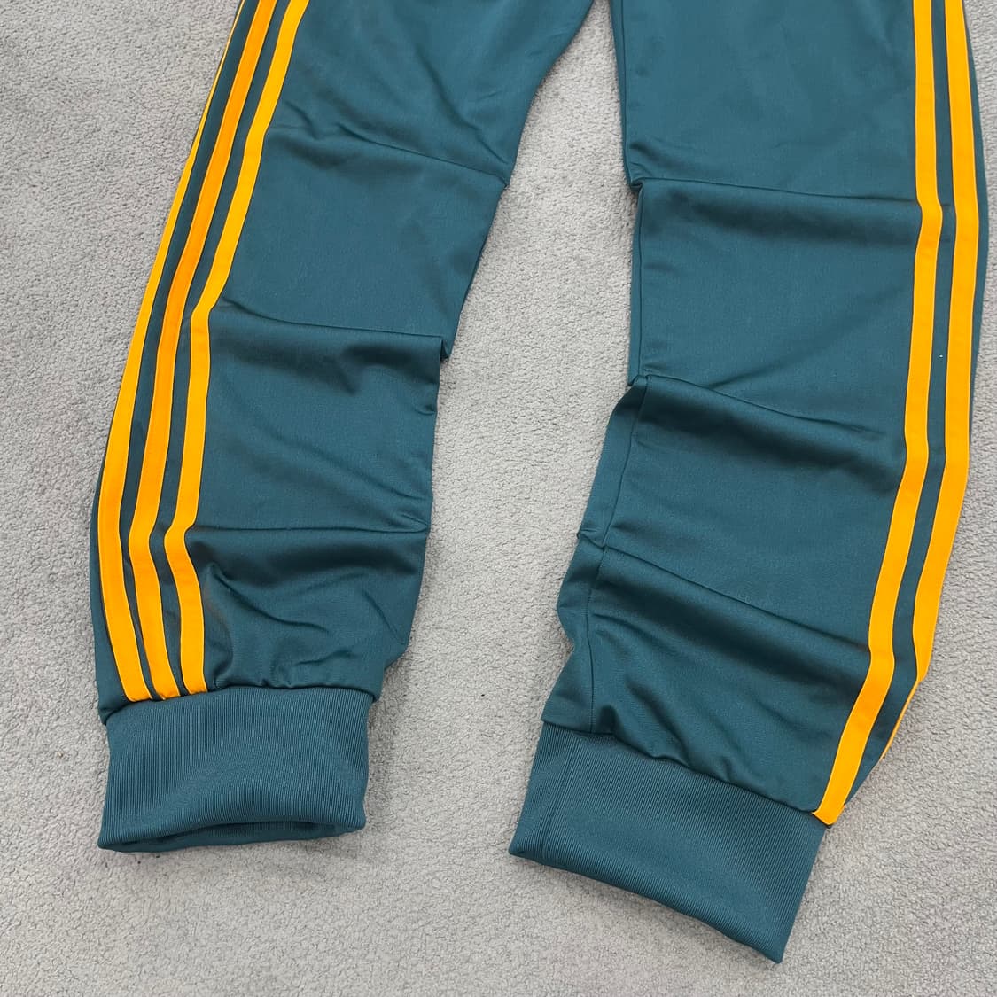 XS 아디다스 트레이닝 팬츠 상품이미지3