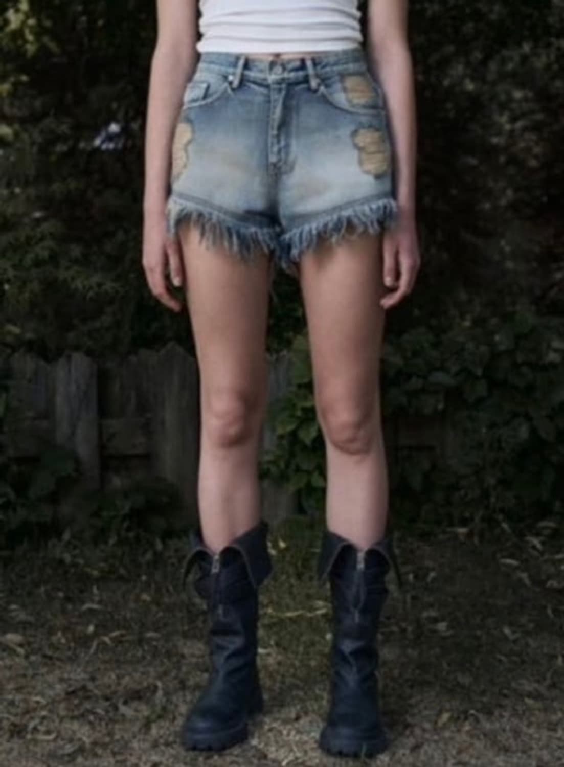 보헤미안서울 데미지 쇼츠 M 연청 상품이미지1