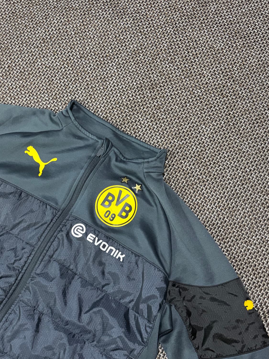 푸마 16-17 도르트문트 패디드 자켓 상품이미지1