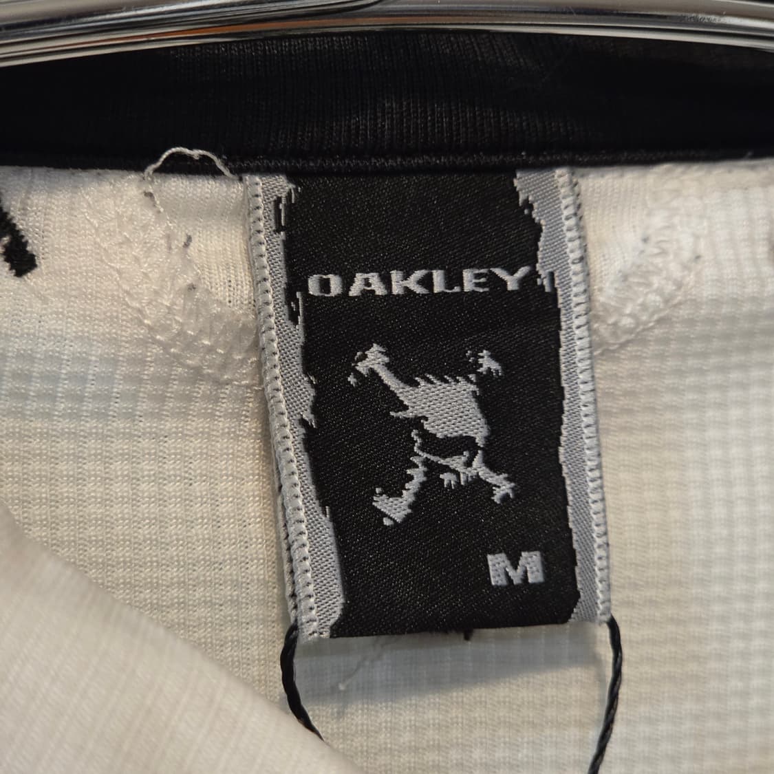 오클리 핀턱 스컬 자수 반팔 셔츠 상품이미지7