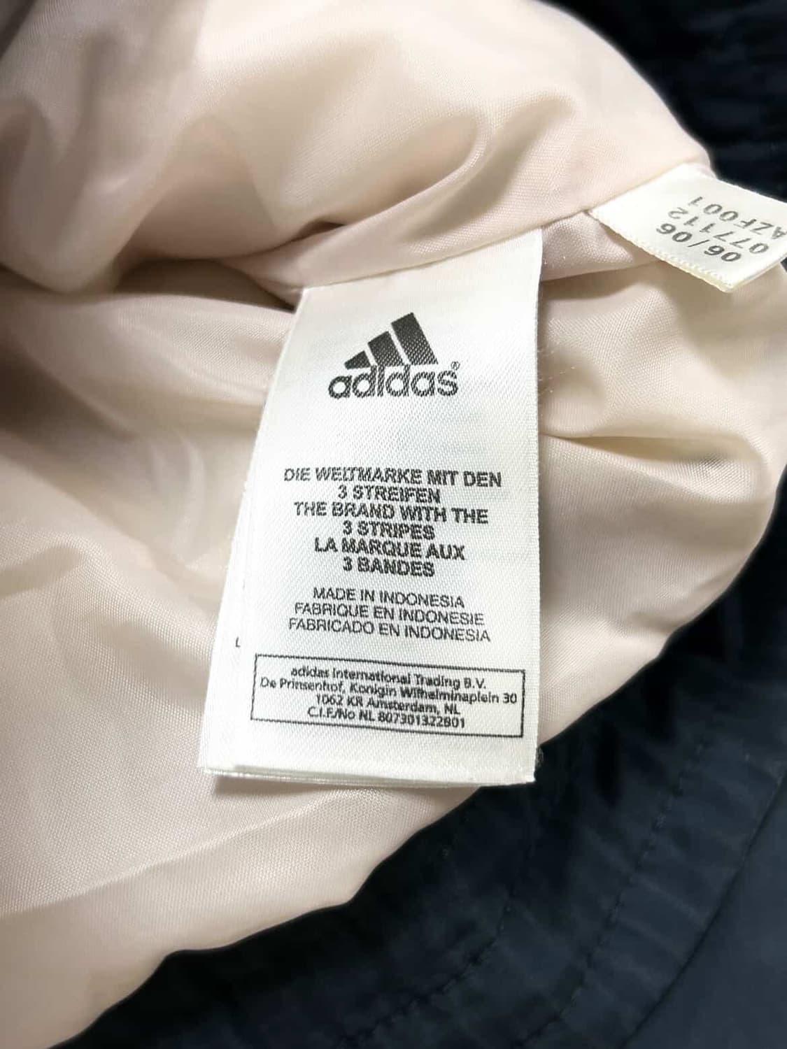 아디다스 자수로고 남핑 패딩 상품이미지8