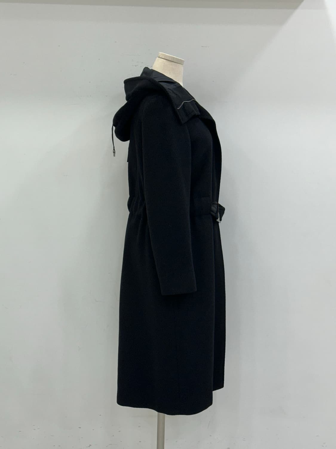 막스마라 블랙 후드 코트 상품이미지3