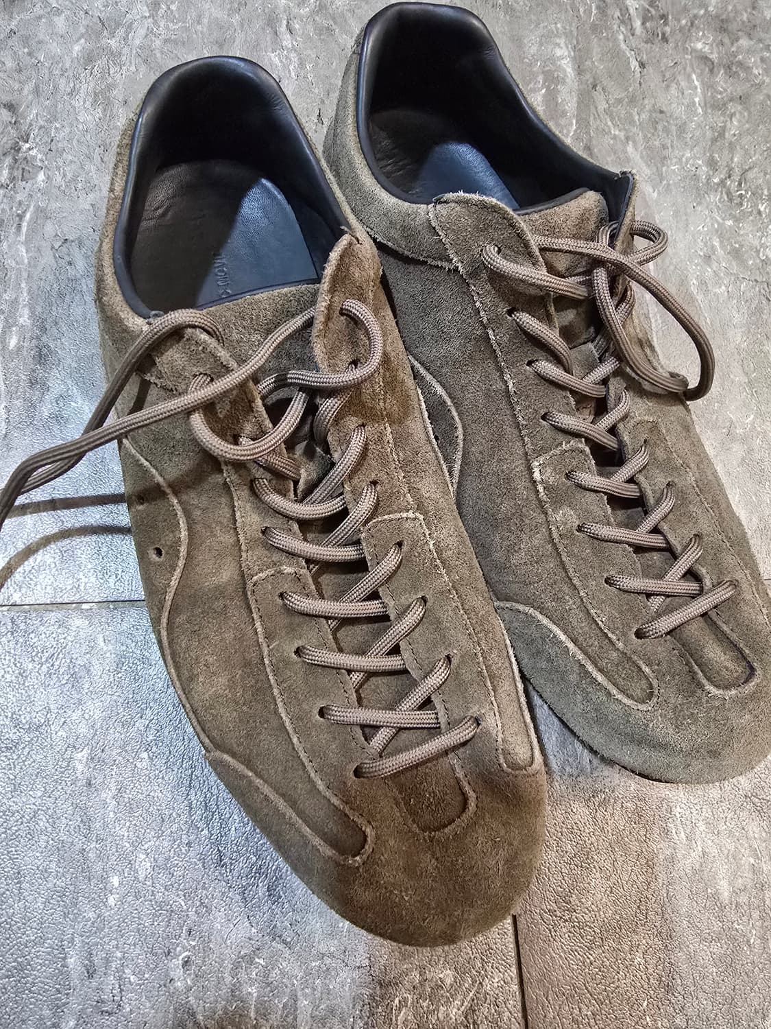 ROMANTIC MOVE 스웨이드 스니커즈 상품이미지1