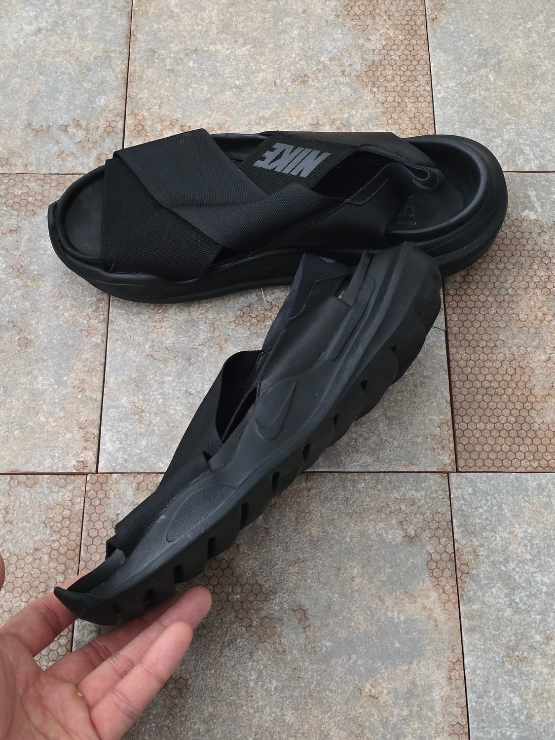 (240)나이키 플락티스크 샌들  상품이미지3