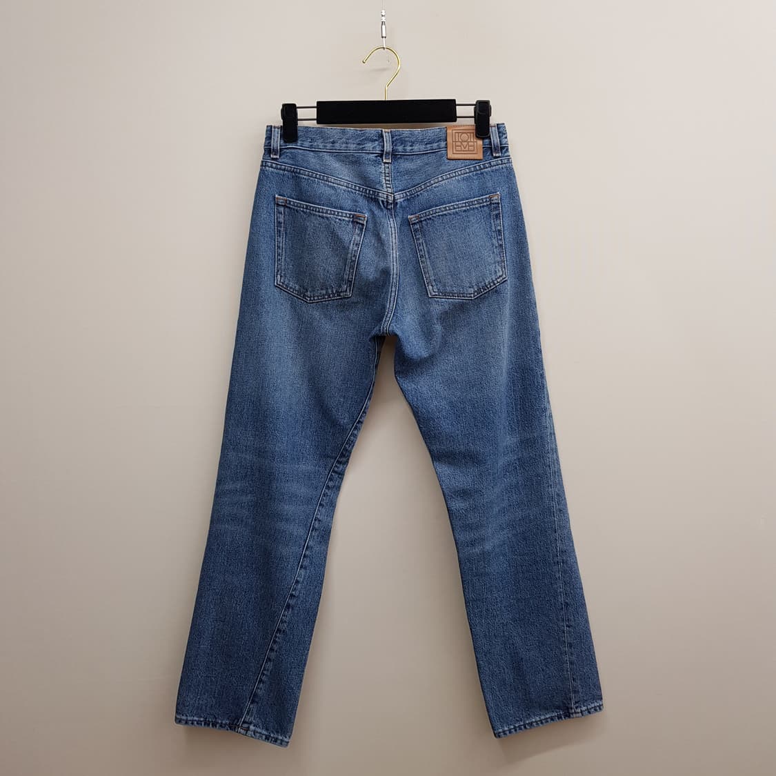 토템 TOTEME 트위스트  데님 팬츠 27사이즈 상품이미지4