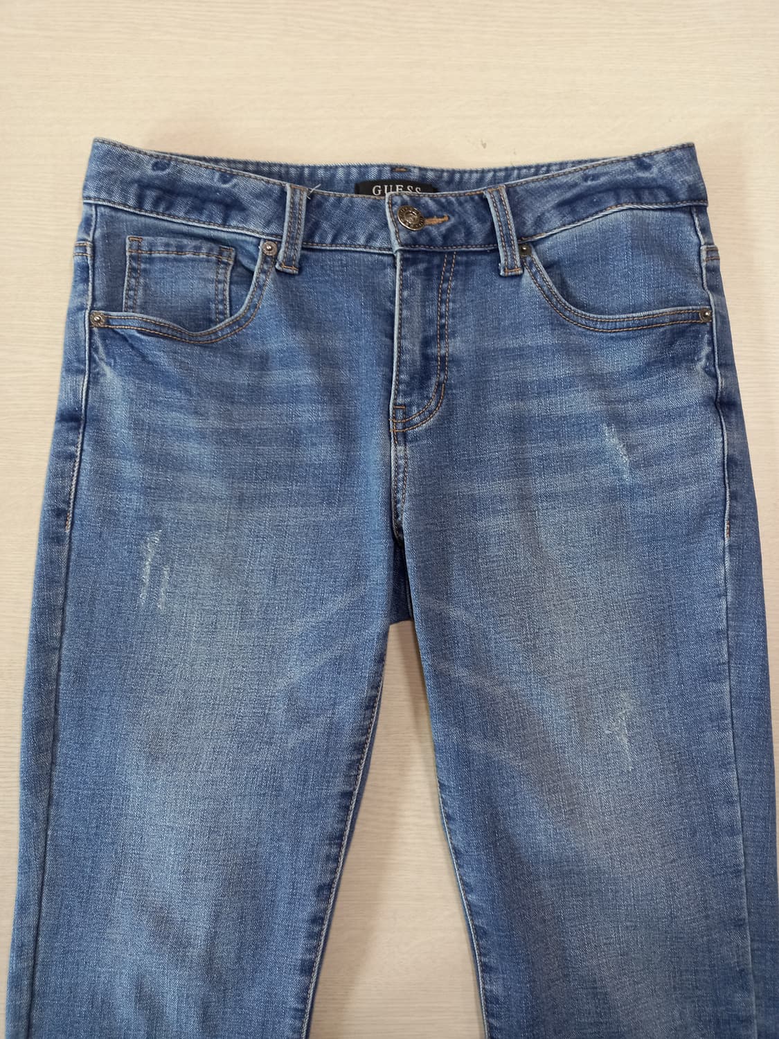 30 GUESS 약기모 데미지워싱 스판 슬림일자진 30-204 상품이미지3