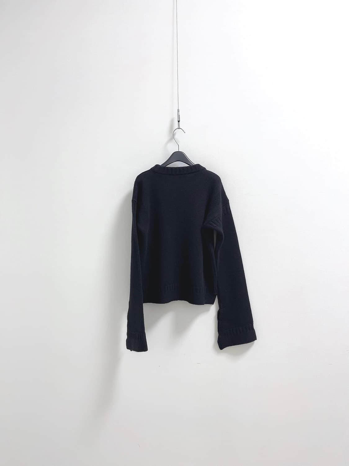 JW앤더슨 리본 포인트 울 크루넥 니트  상품이미지8