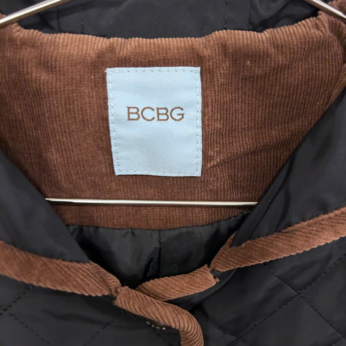 BCBG 코듀로이 레더 후드 퀼팅자켓 상품이미지3