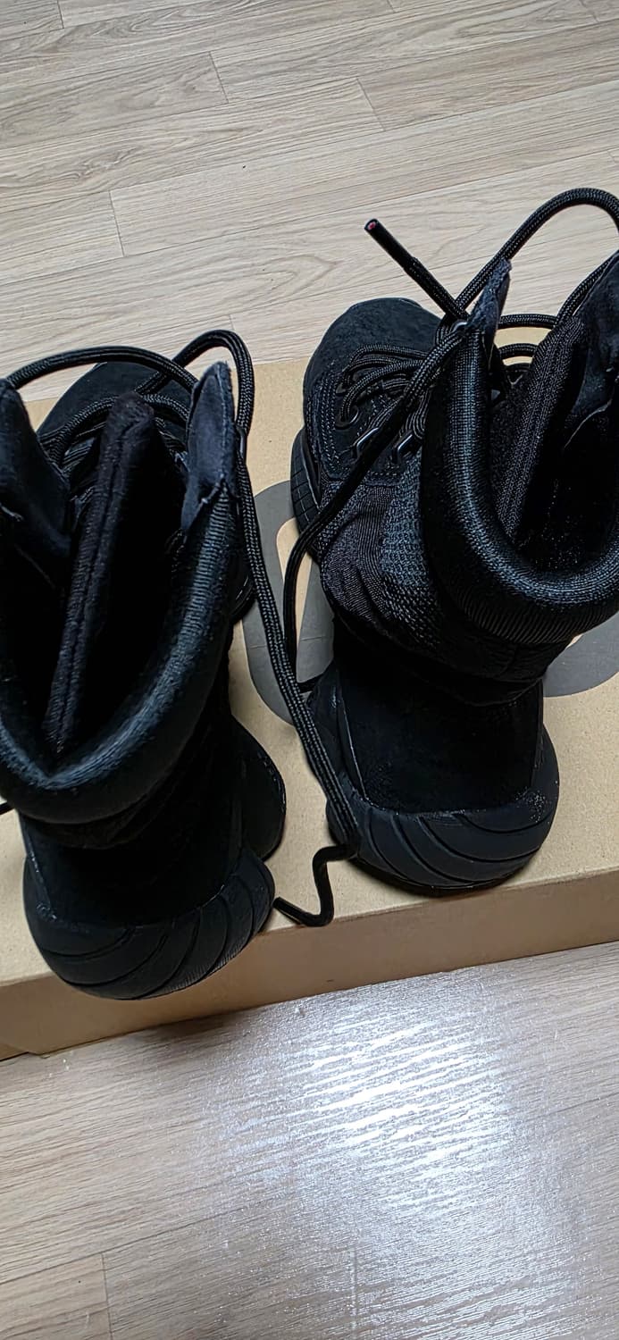 아디다스 이지 500 하이 택티컬 유틸리티 블랙 275 상품이미지3