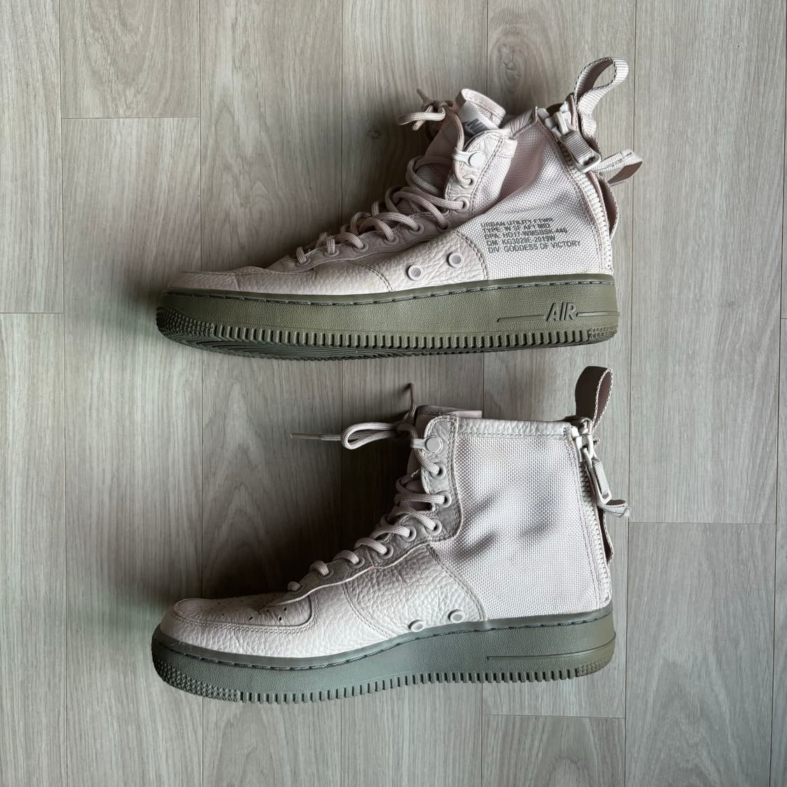 나이키 에어 포스 1 미드 270 핑크 그레이솔 백지퍼 남녀공용 가능 상품이미지5