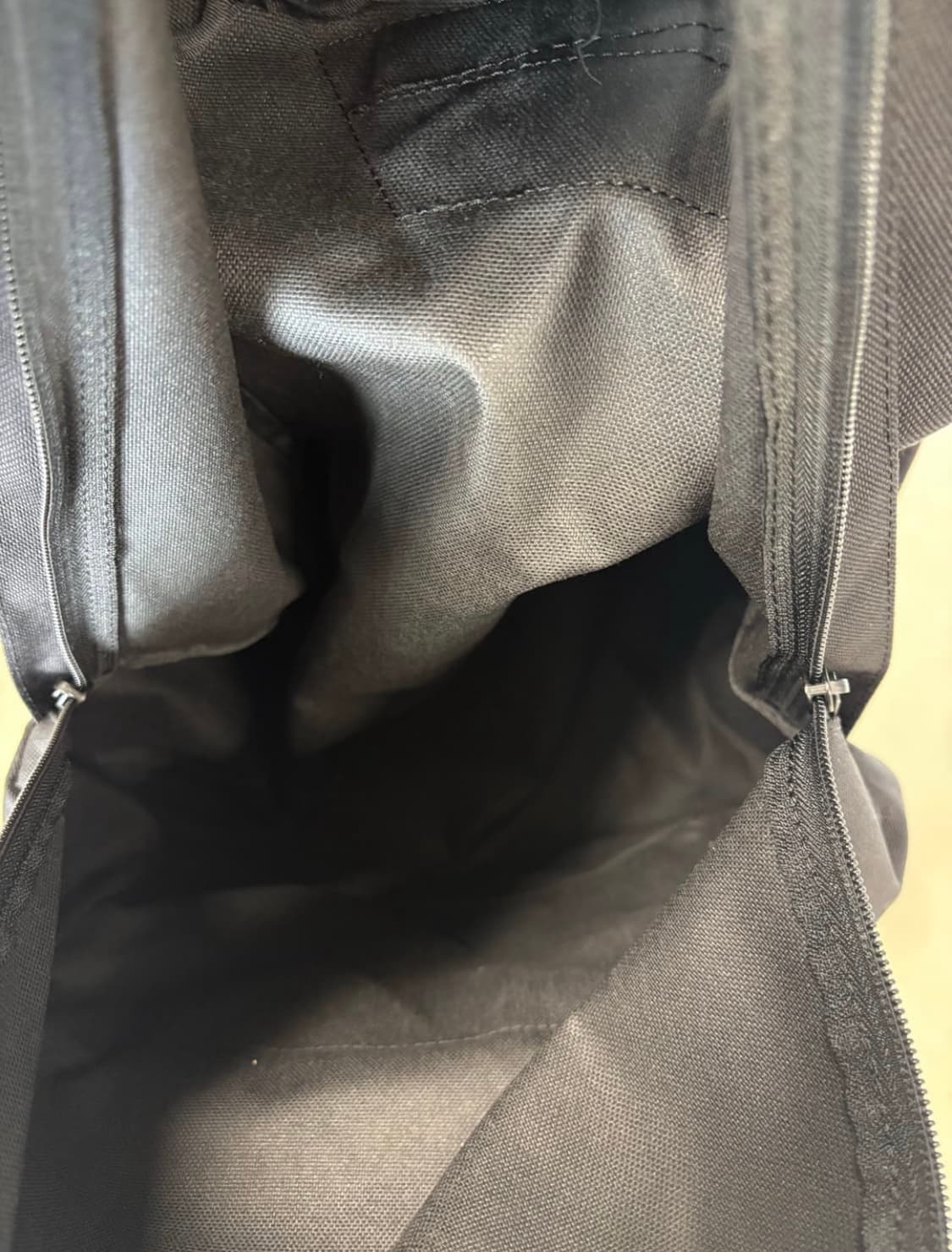 꼼데가르송 옴프플러스 백팩 상품이미지6