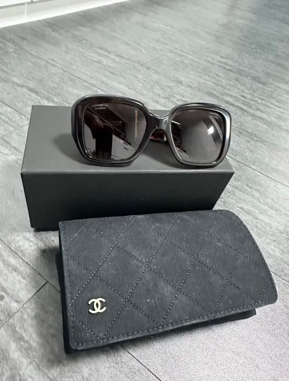 샤넬 스퀘어 프레임 아세테이트 선글라스 상품이미지1