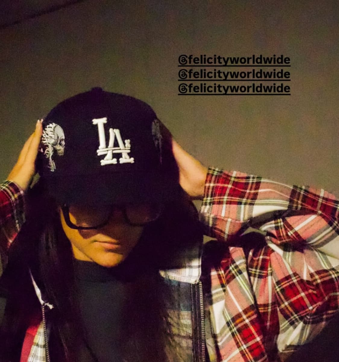 Felicity 검정색 BONE LA 엔젤스 피티드 캡 자수 새상품 상품이미지9