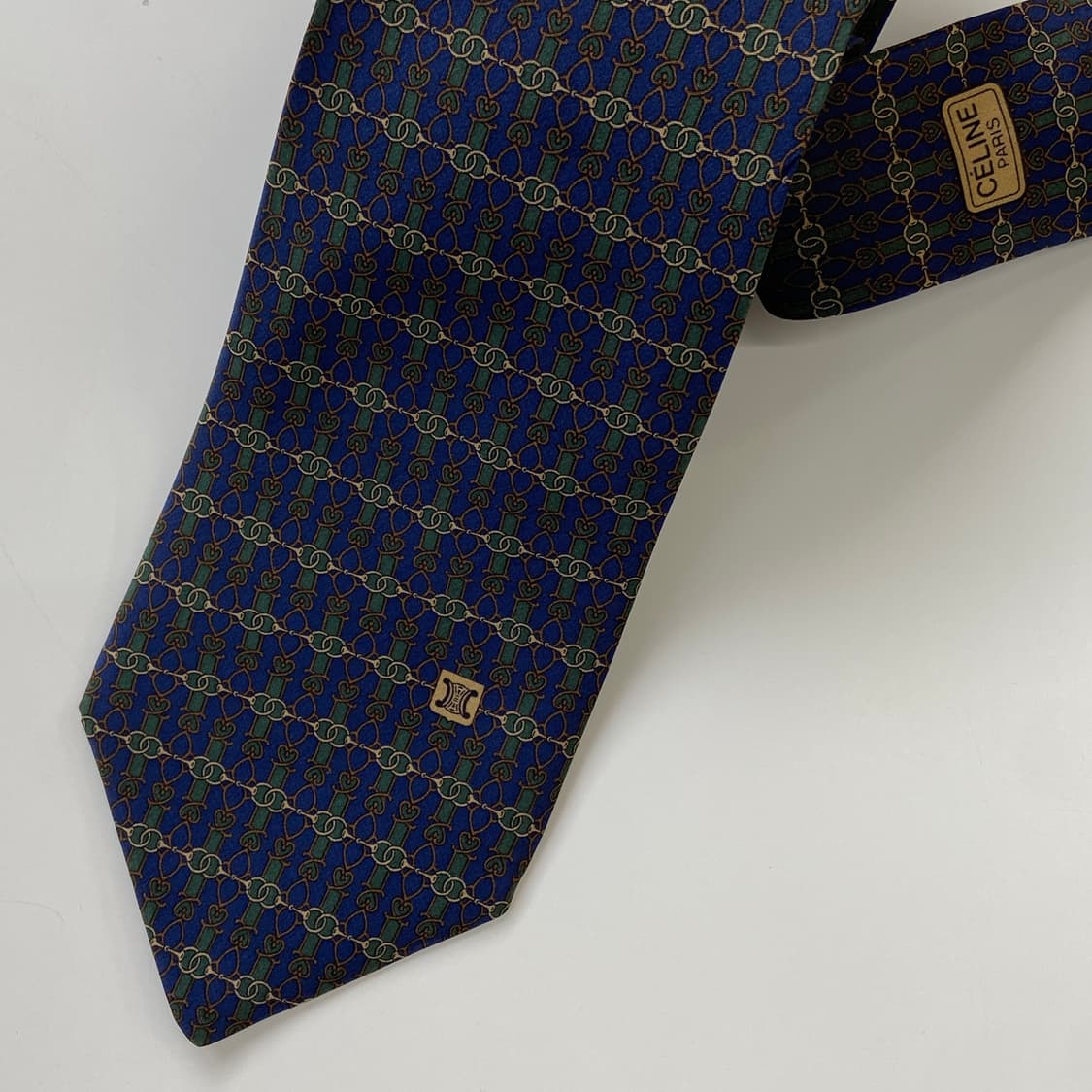 셀린느(celine) 명품 정품 심플로고 넥타이 8.4cm 상품이미지5