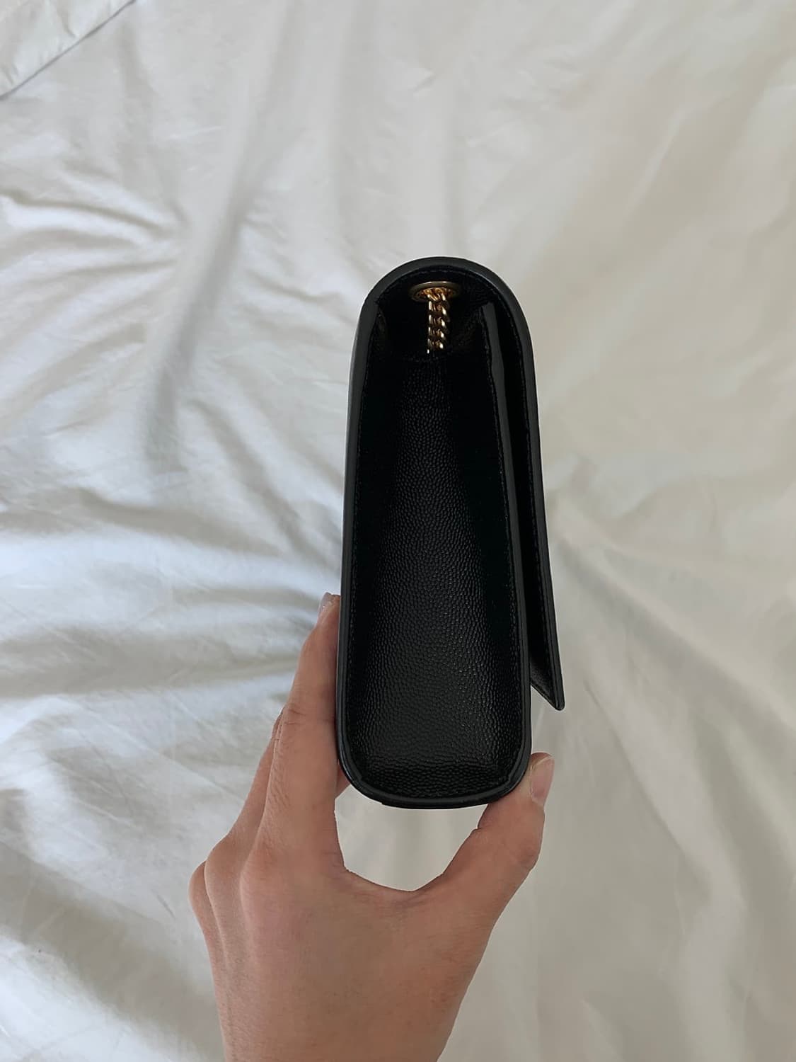 입생로랑 케이트 숄더 크로스백 상품이미지3