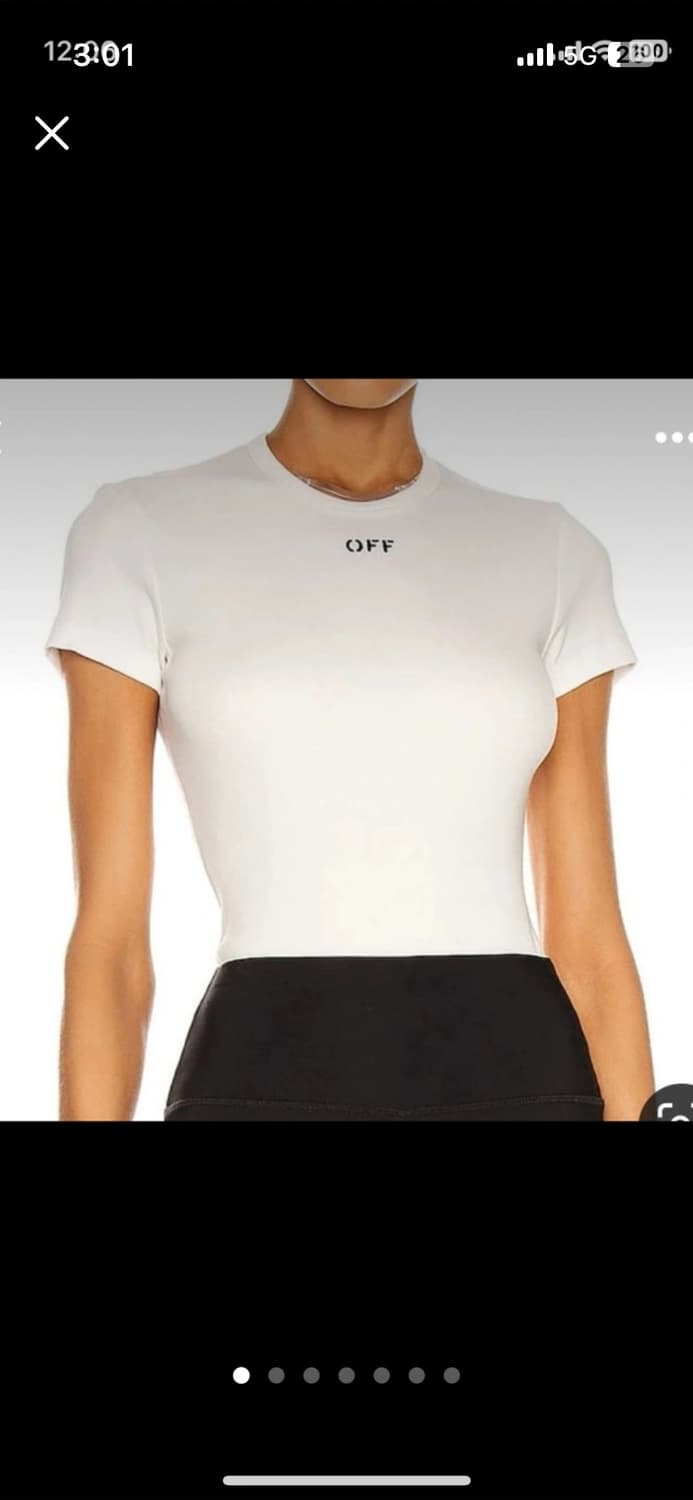 오프화이트 여성 반팔 티셔츠  상품이미지1