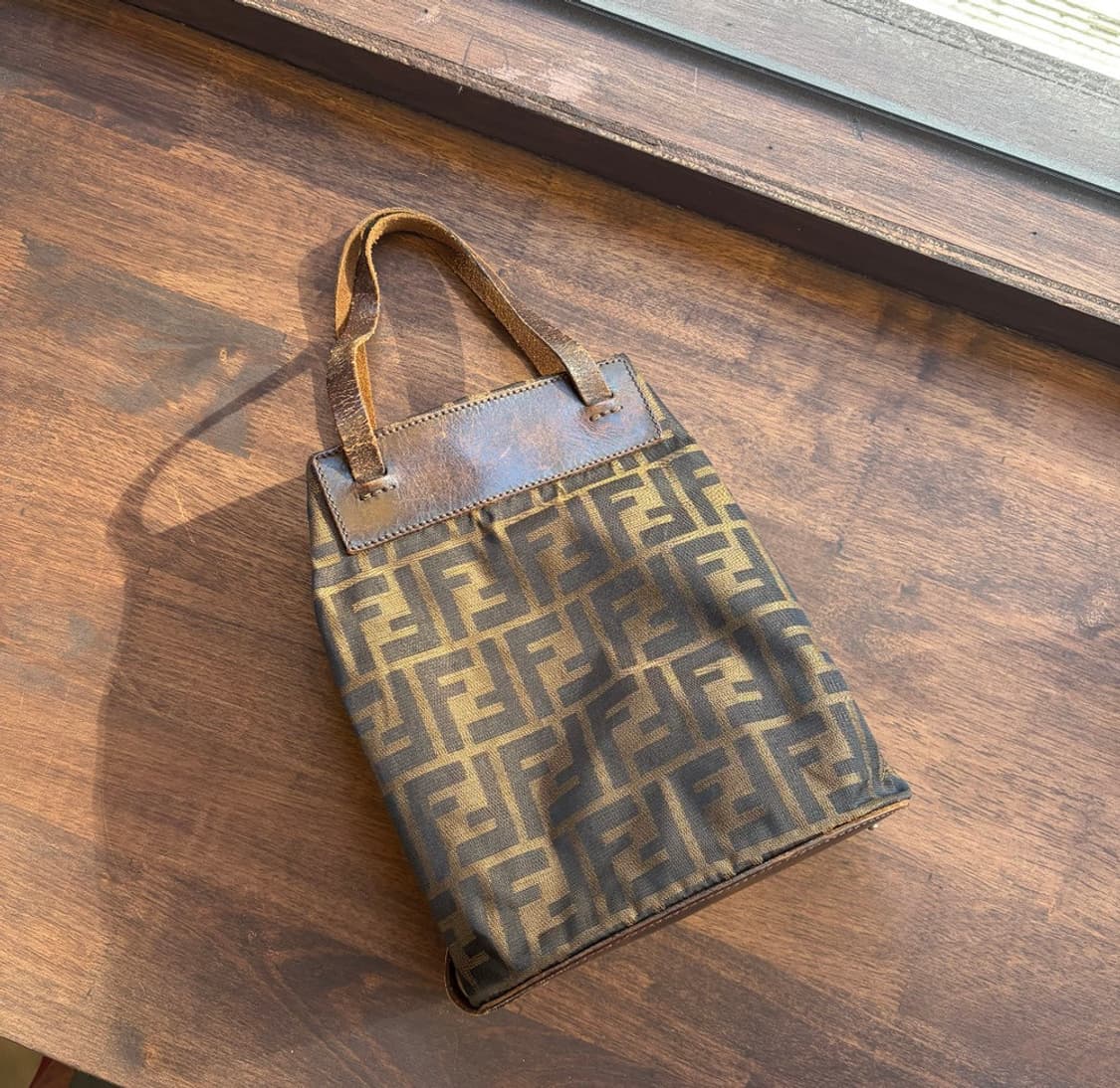 16068 - 펜디 주카 캔버스 핸드백 상품이미지3