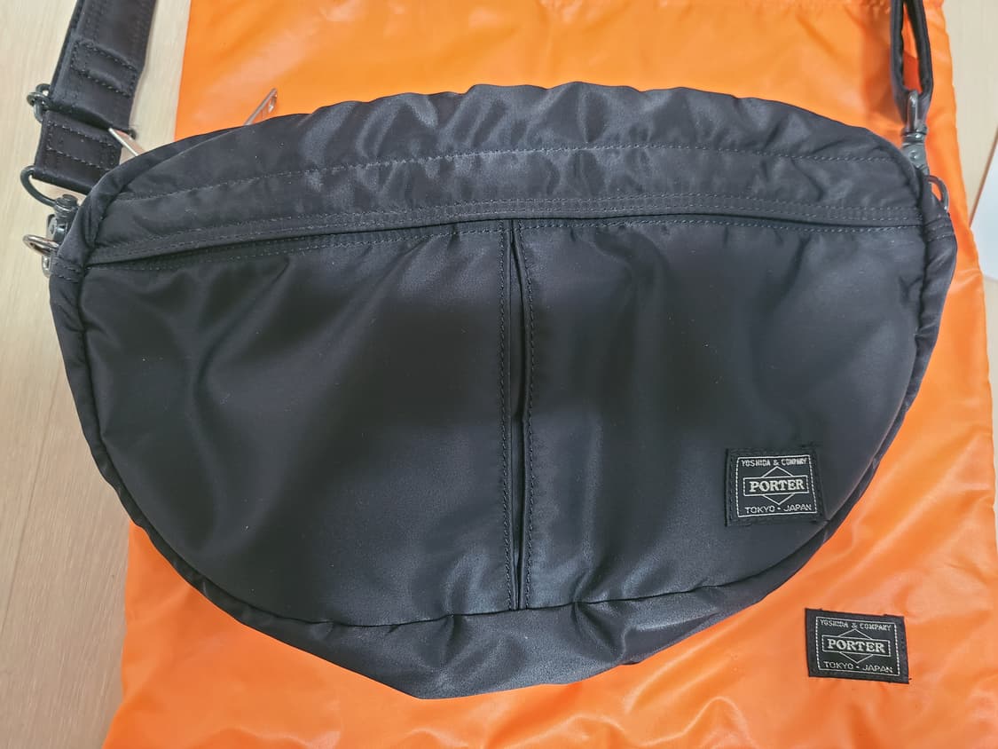 요시다포터 탱커 반달백 상품이미지2