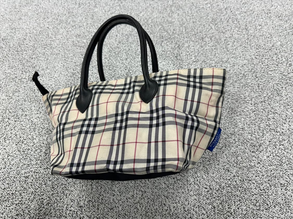 버버리 노바체크 블루라벨 토트백 상품이미지3