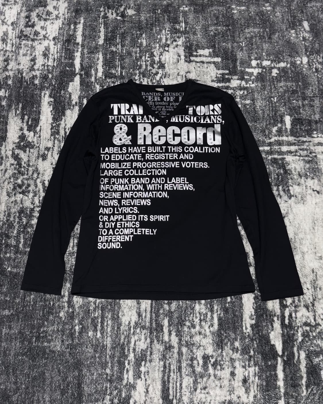 {Corn Flake} Silver Lettering L/S Tee    상품이미지3