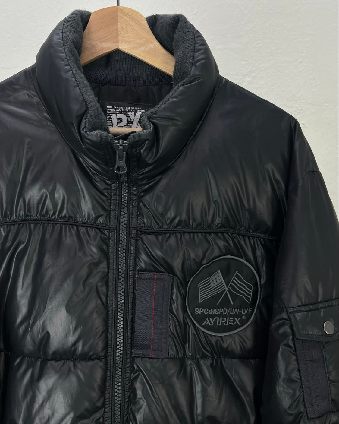 아비렉스 블랙 usaf 로고 다운 봄버 자켓 상품이미지3
