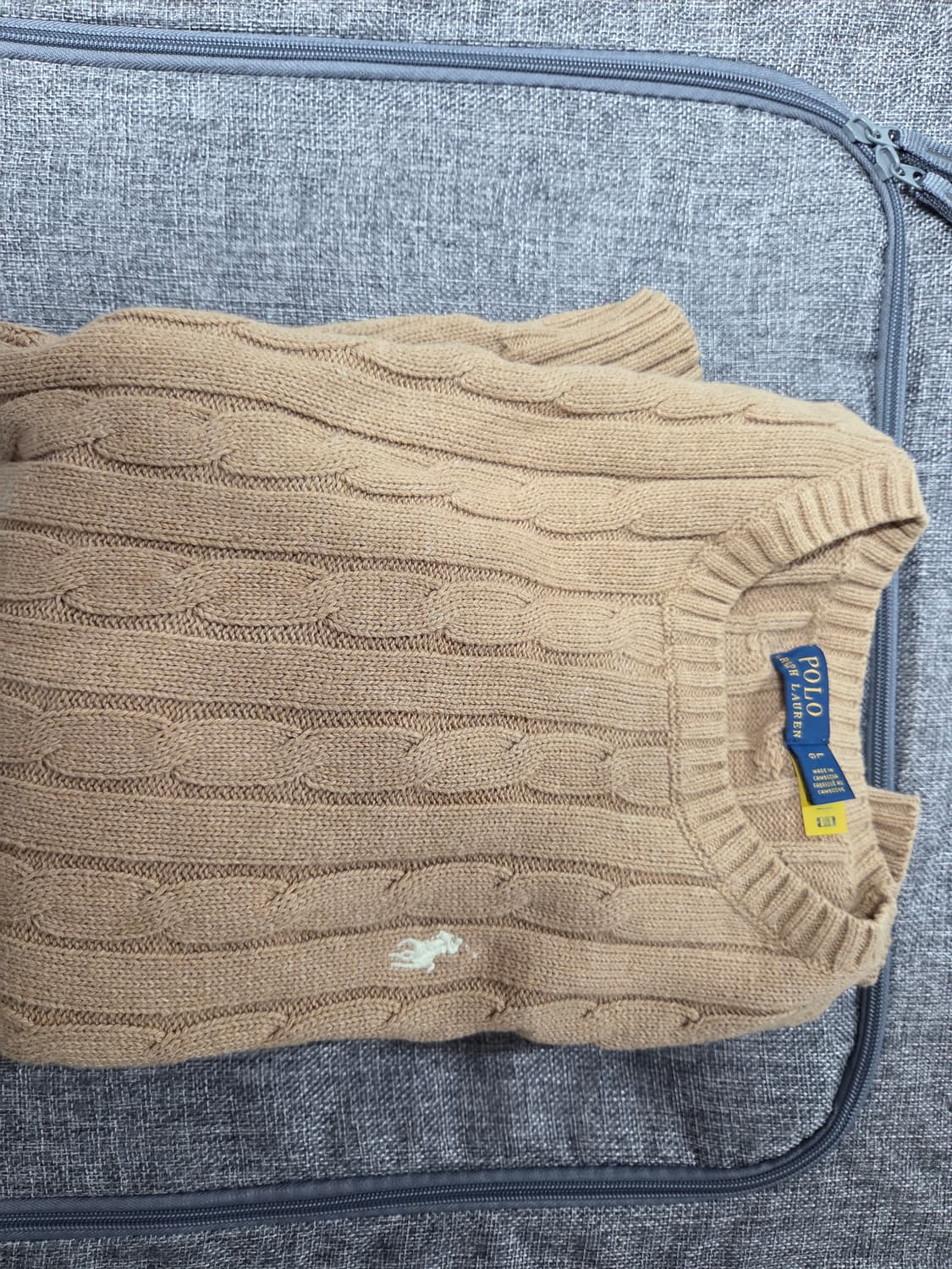 폴로니트 상품이미지1