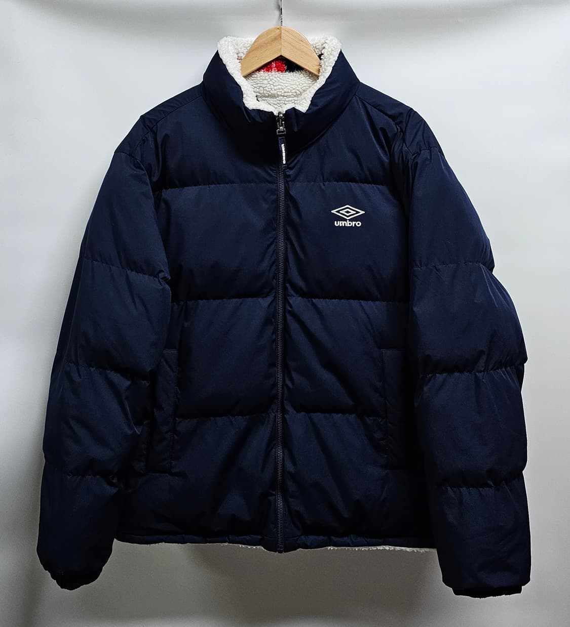 엄브로 리버시블 플리스패딩 100 상품이미지1