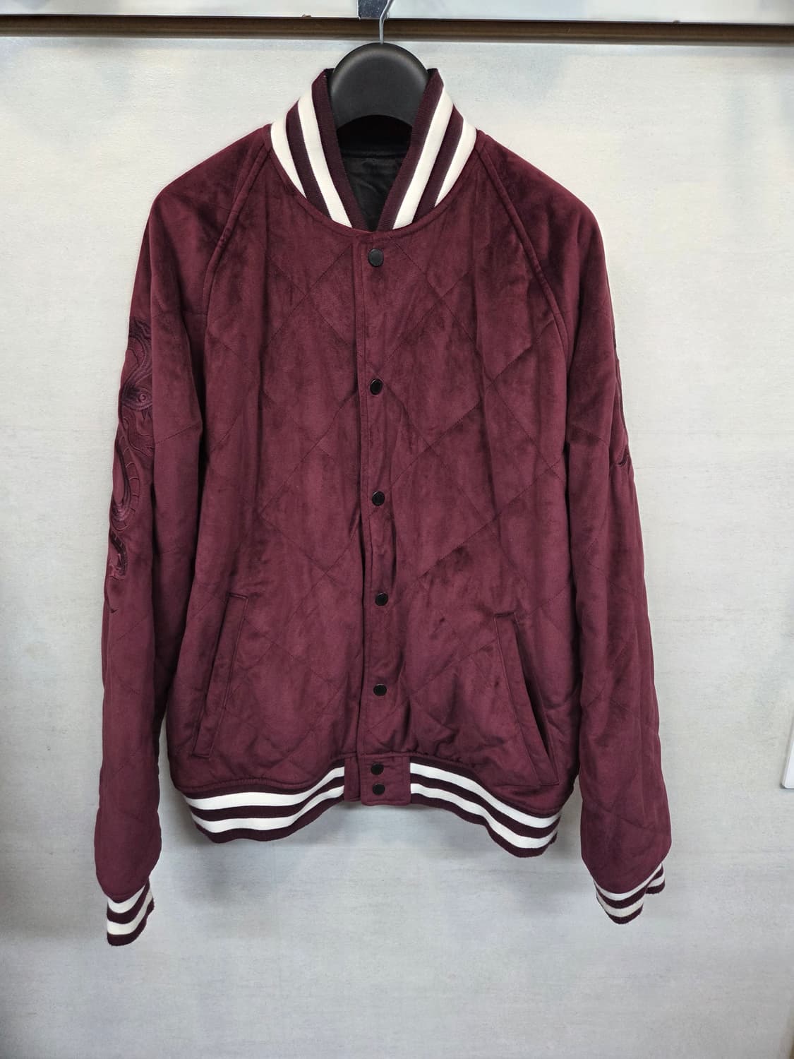 리바이스 스네이크 스컬 자수 리버시블 벨벳 스카쟌 자켓 m 상품이미지1