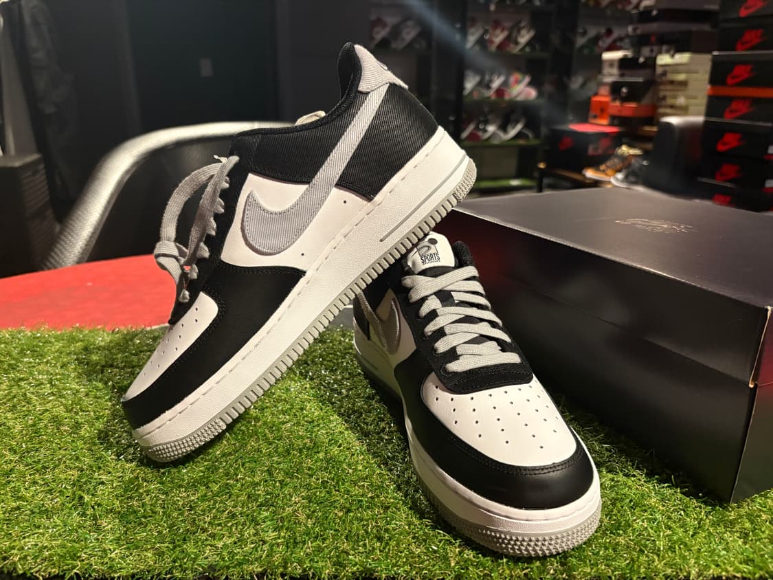 [새상품/270] 나이키 에어포스 EMB 상품이미지2