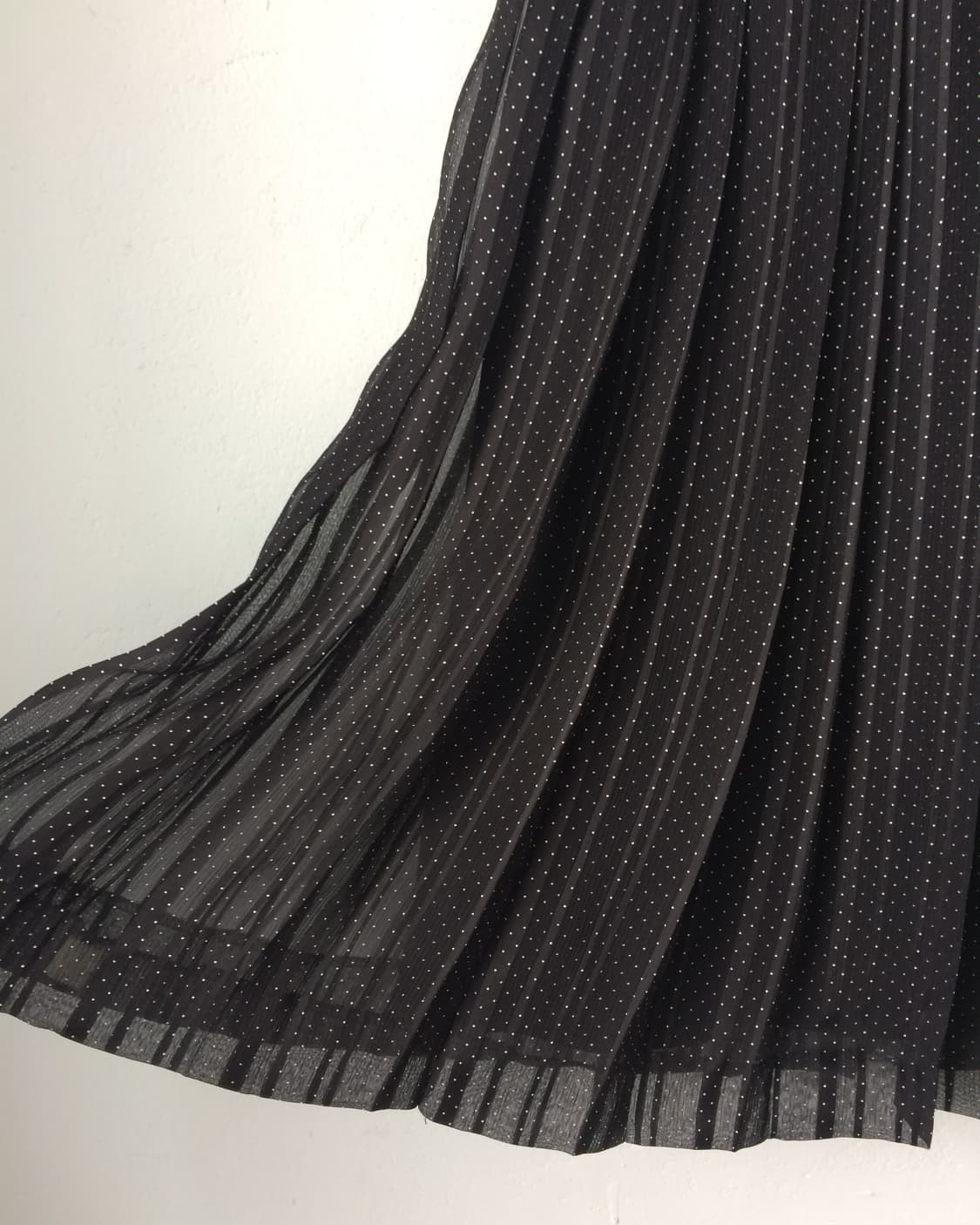 Dot pattern pleats midi skirt 상품이미지2