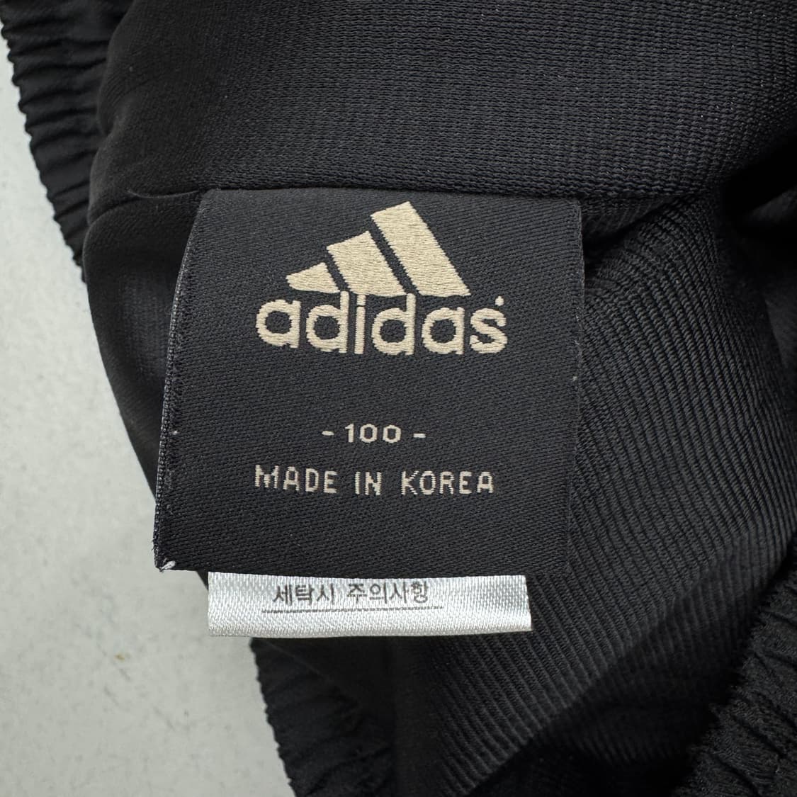 아디다스 00s 삼선 올드스쿨 바람막이 트랙팬츠 상품이미지6