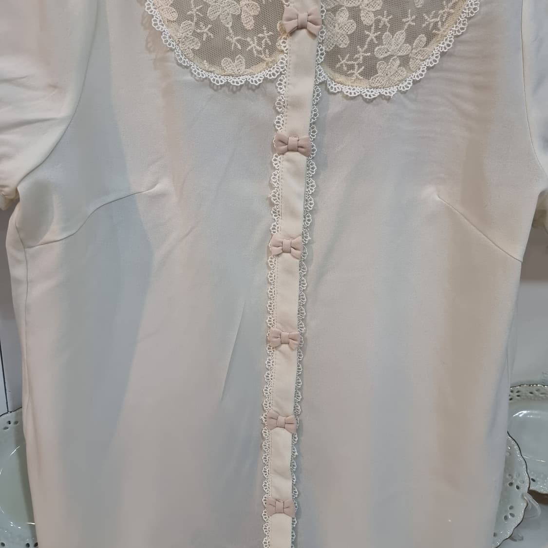 레이스 카라 리본 블라우스 아이보리 상품이미지5