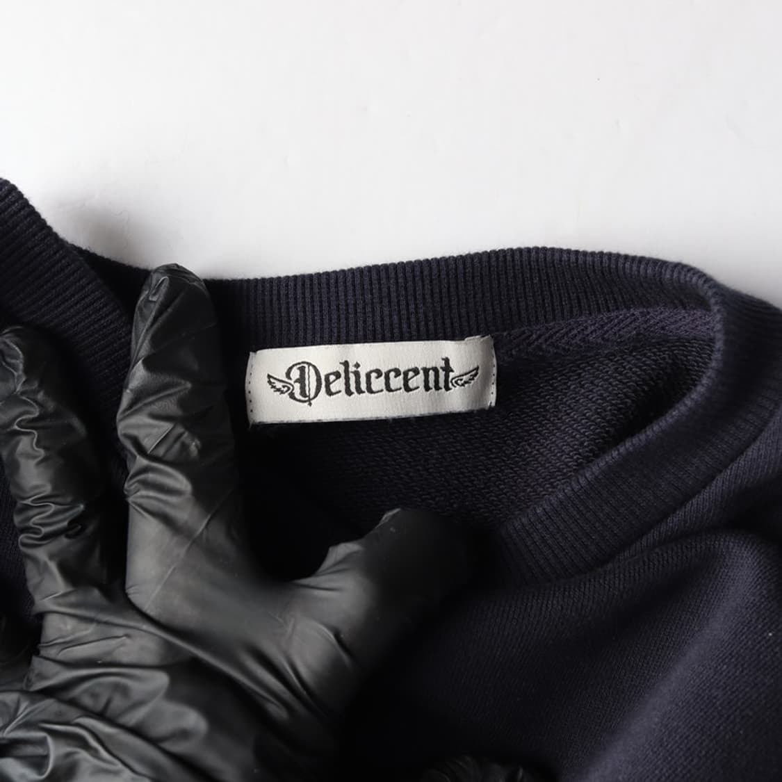 델리센트 엔젤 그래픽 쮸리 맨투맨 상품이미지5