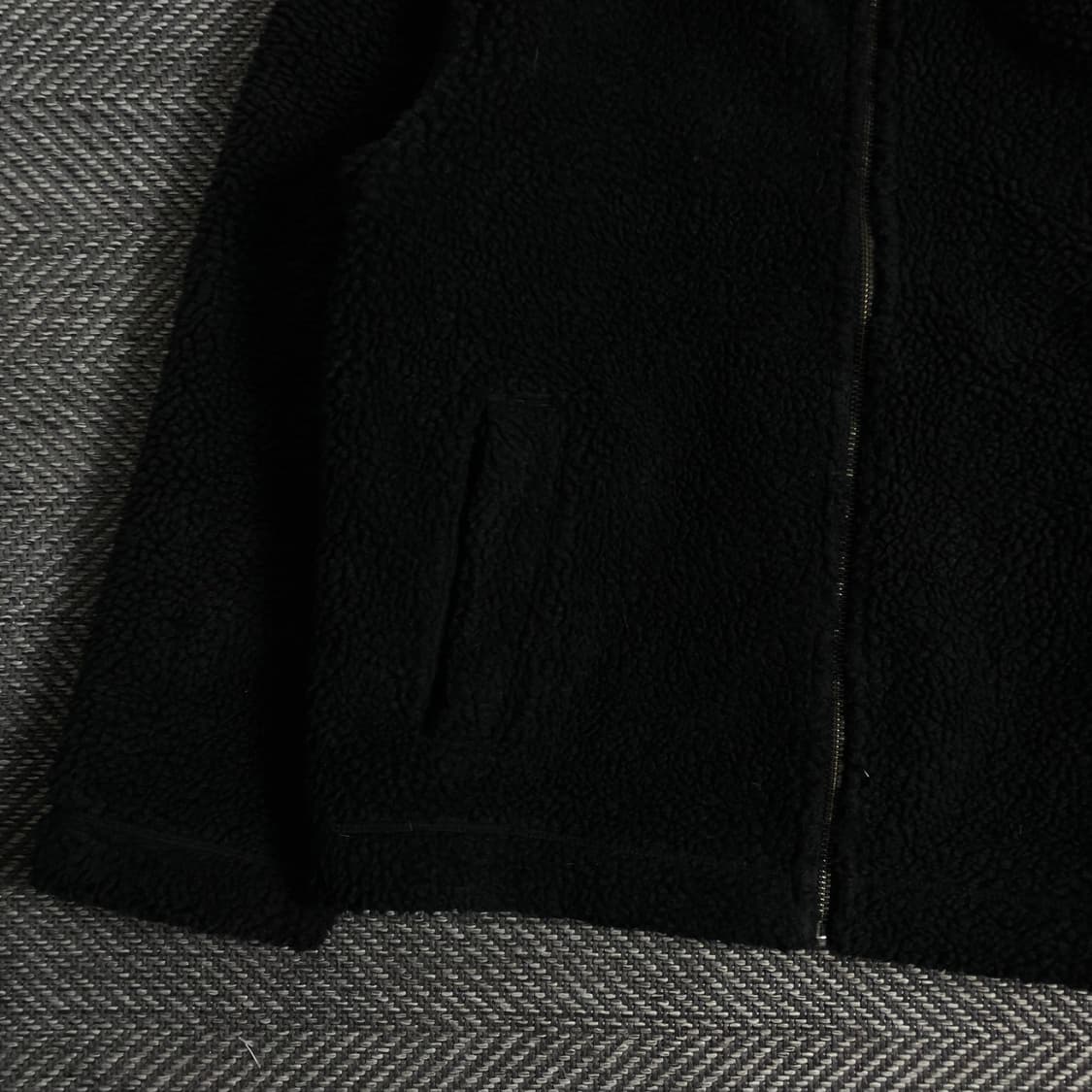 무신사스탠다드 블랙 미니멀 쉐르파 플리스 자켓y 3136 상품이미지4