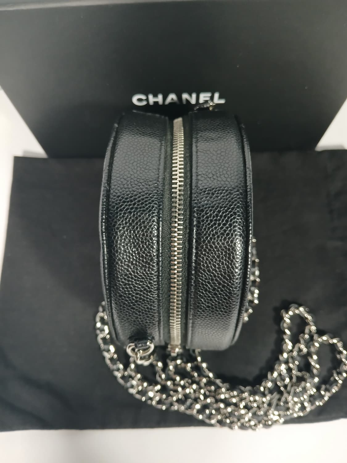 샤넬 동그리백 캐비어 은장 30번대 AP0245 상품이미지5