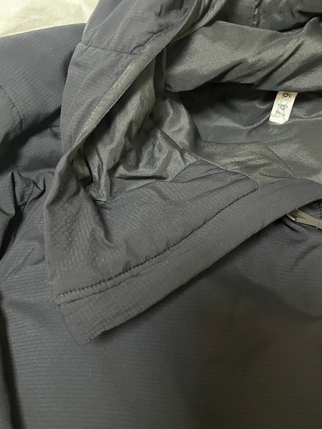 아크테릭스 아톰 LT 후디 블랙 상품이미지5