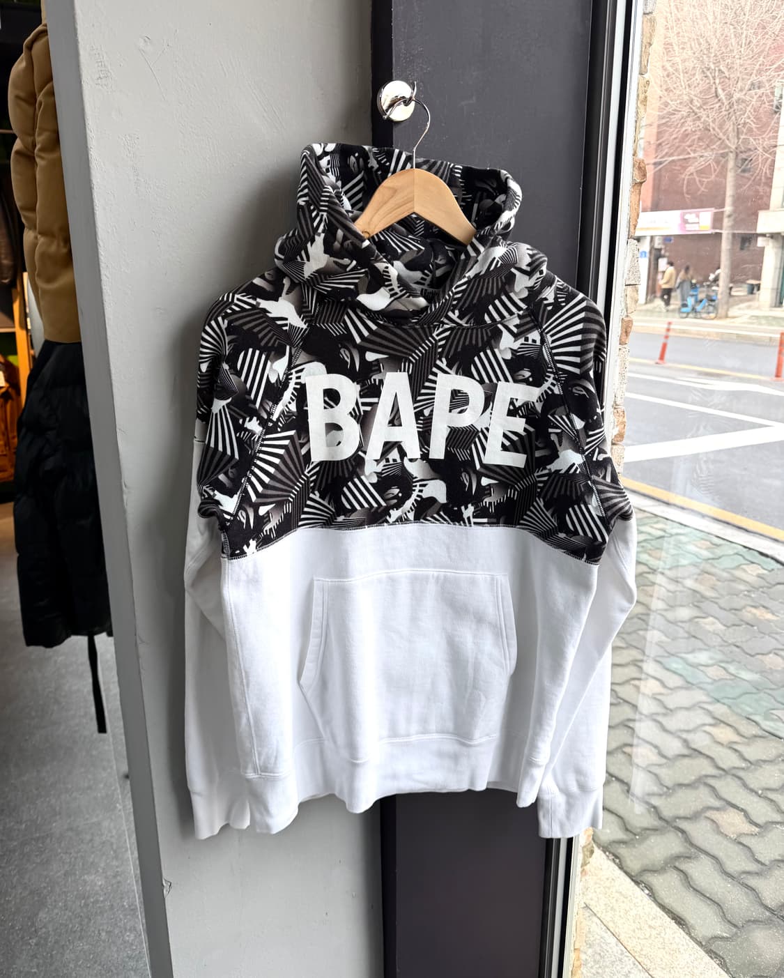 M/ 베이프 00s 카모 빅로고 후드티 상품이미지2