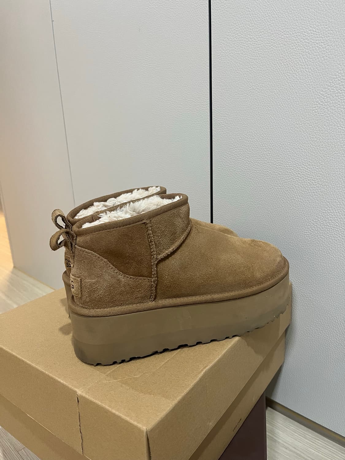 어그 플랫폼 7사이즈 교환가능 상품이미지2