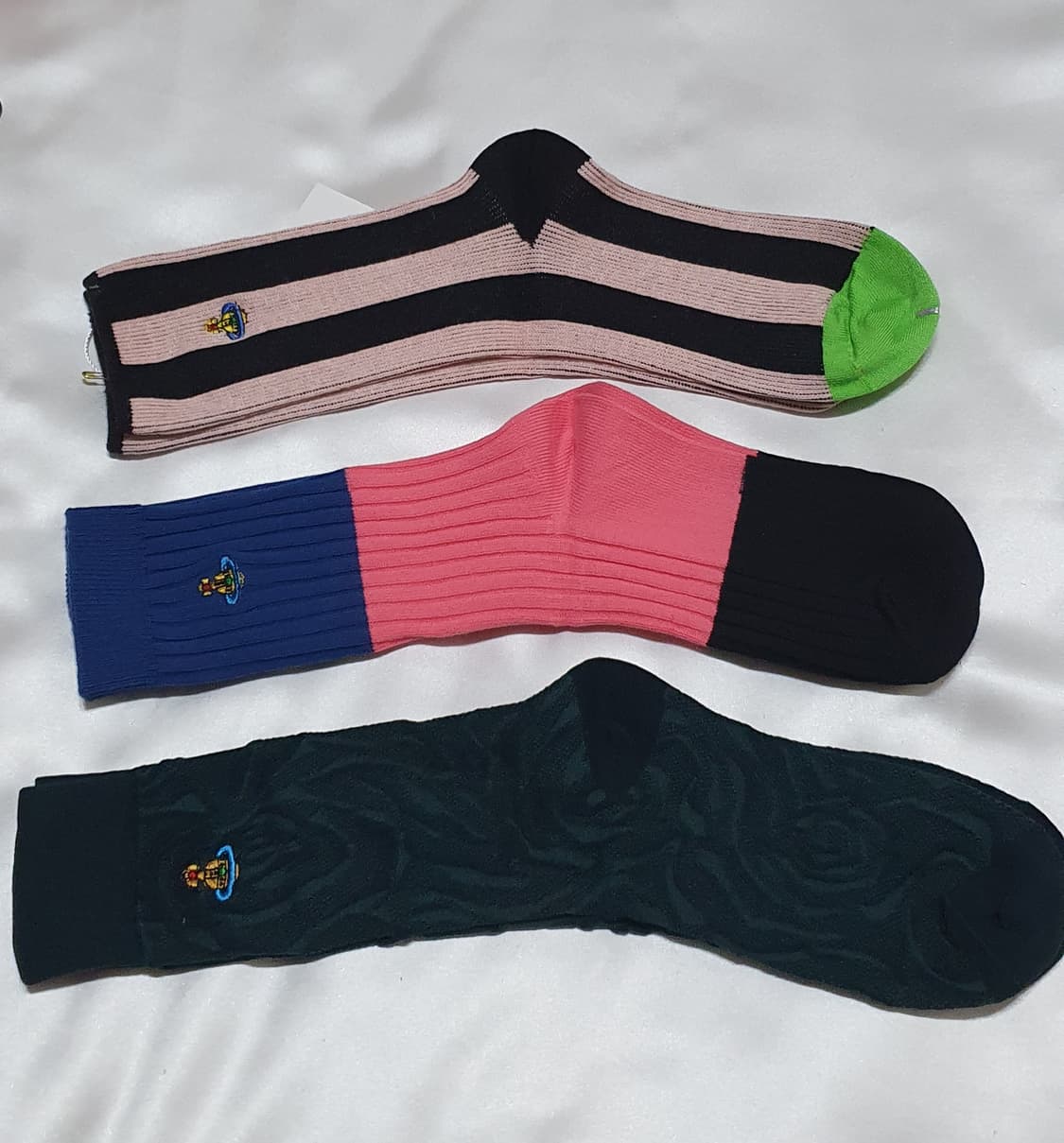 블루 연핑크 다크그린 블랙 레이스 스트라이프 비비안웨스트우드 양말 상품이미지7