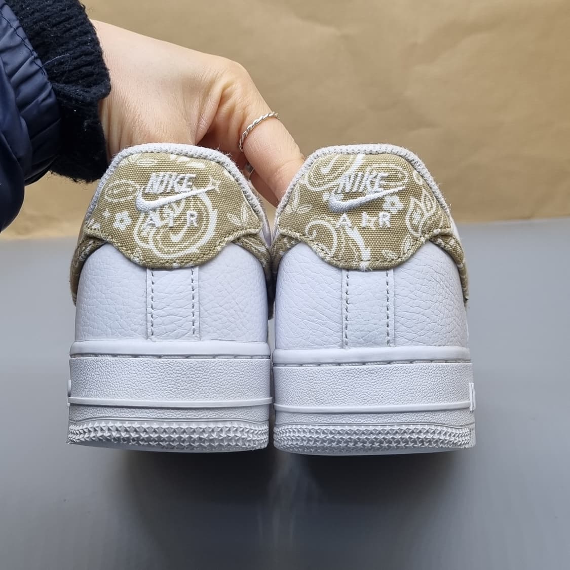 나이키 에어포스 페이즐리 여성운동화240  상품이미지4